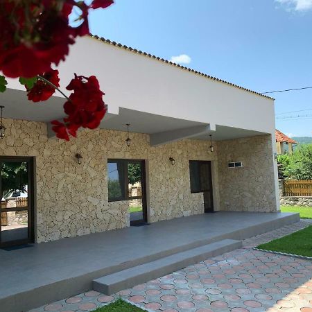 Appartement Casa Roka à Ieşelniţa Extérieur photo