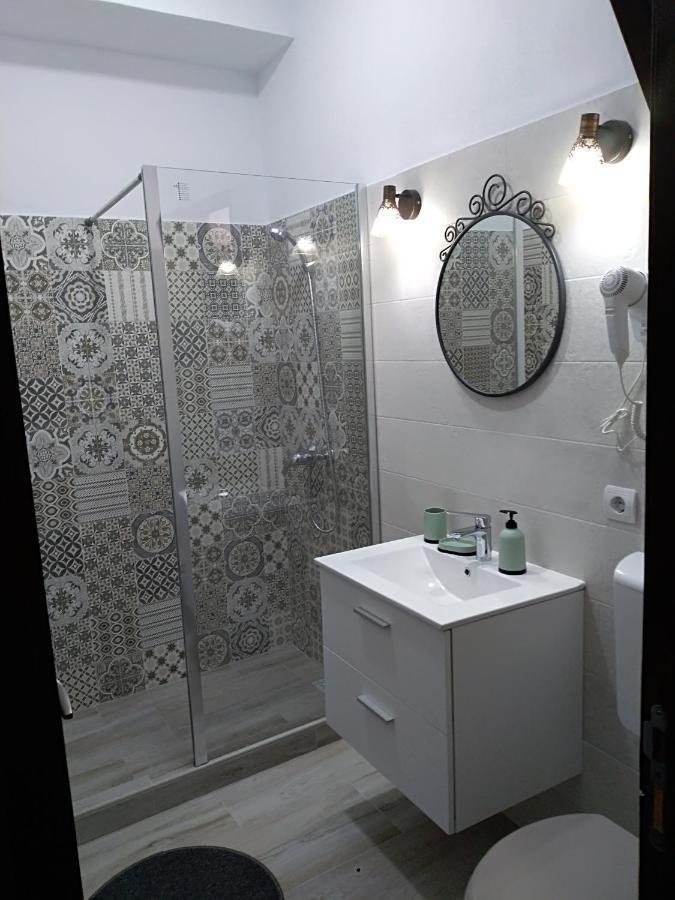 Appartement Casa Roka à Ieşelniţa Extérieur photo